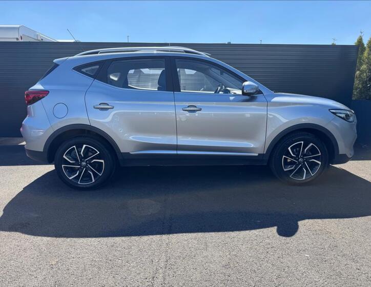 MG ZS 6