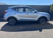 MG ZS 6