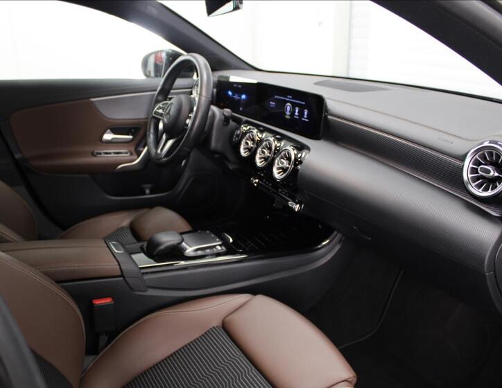 Mercedes-Benz CLA 30