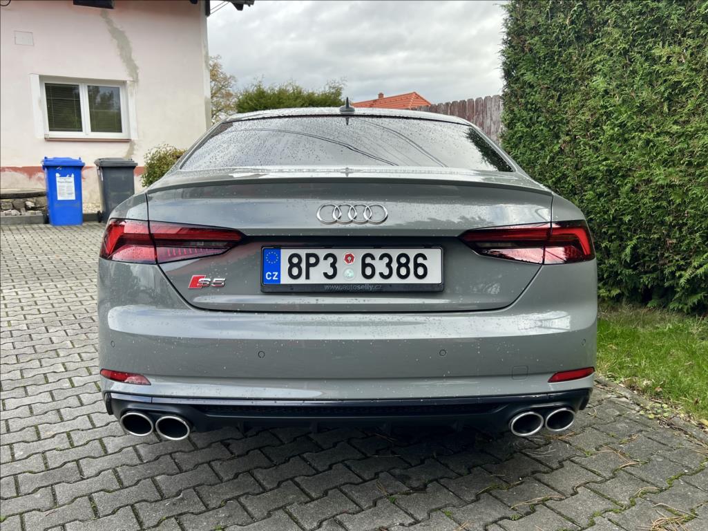Audi S5