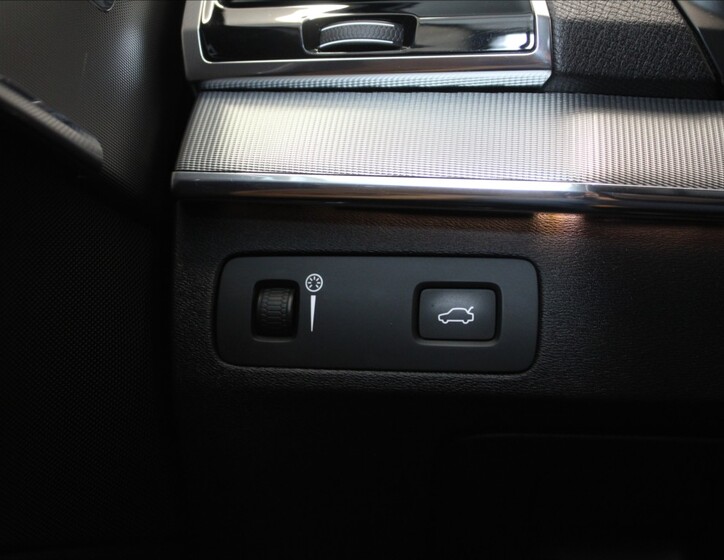 Volvo XC90 21