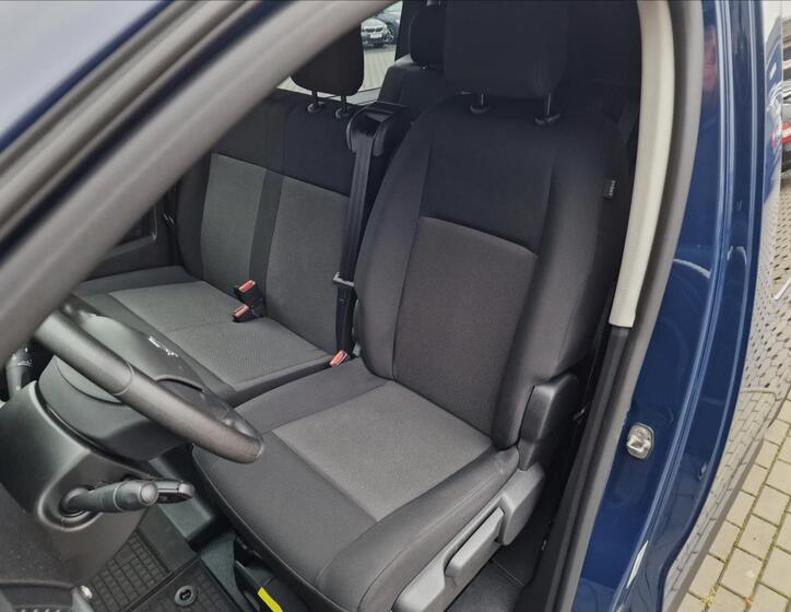 Opel Vivaro 33