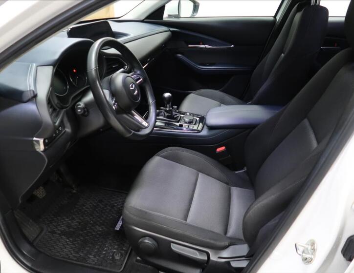 Mazda CX-30 7