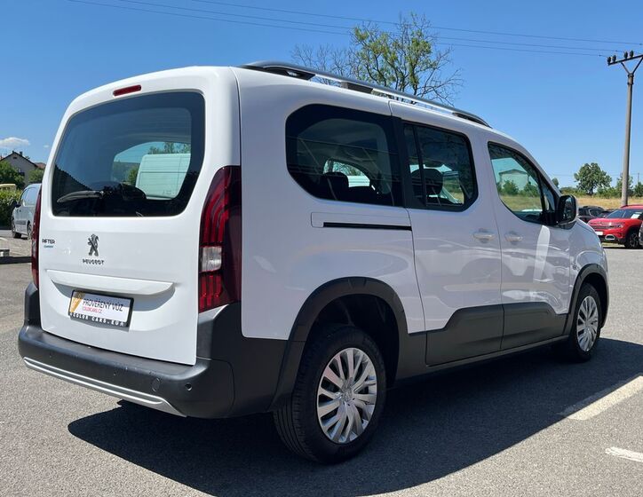 Peugeot Rifter 12