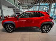 Toyota Yaris Cross 4