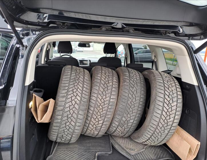 Ford S-MAX 17