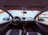 Peugeot 207 13