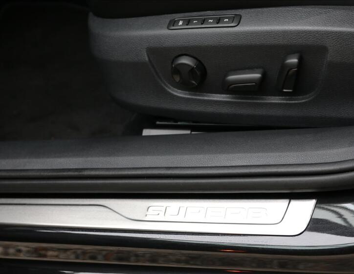 Škoda Superb 38