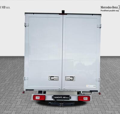 Mercedes-Benz Sprinter 4
