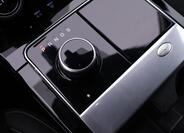 Land Rover Range Rover Velar 28