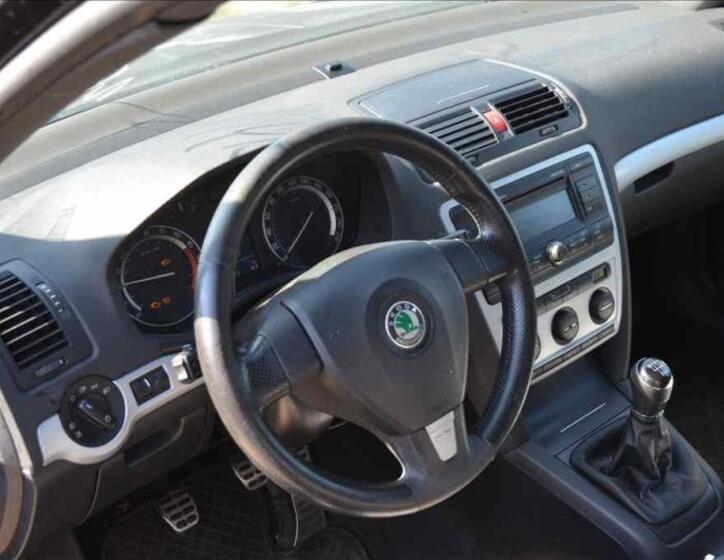 Škoda Octavia 13