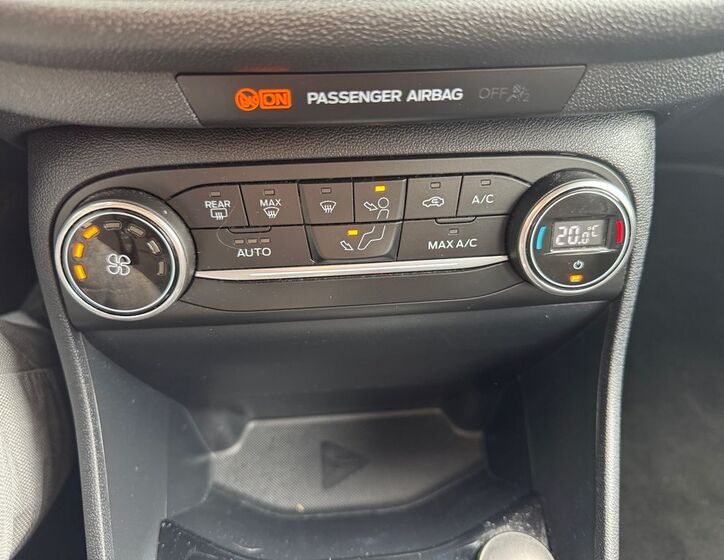 Ford Fiesta 14