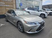 Lexus ES 300h 15