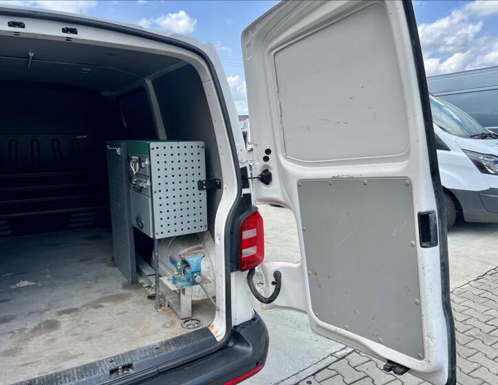 Volkswagen Transporter 14