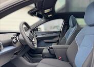 Volvo EX30 7