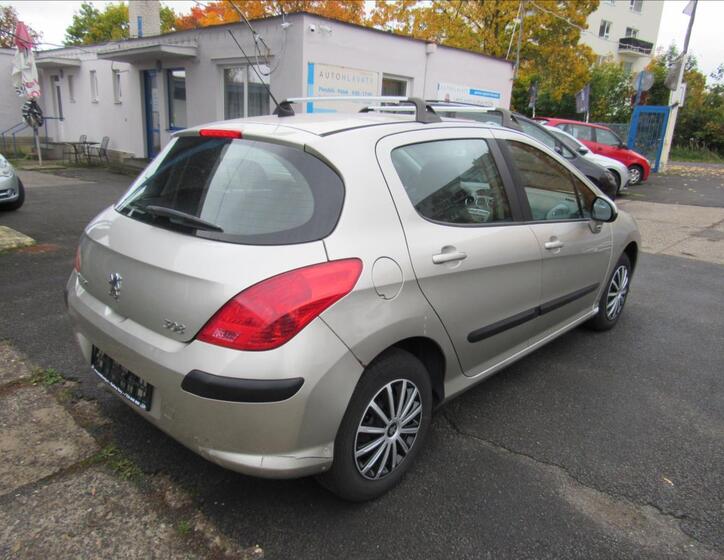 Peugeot 308 6