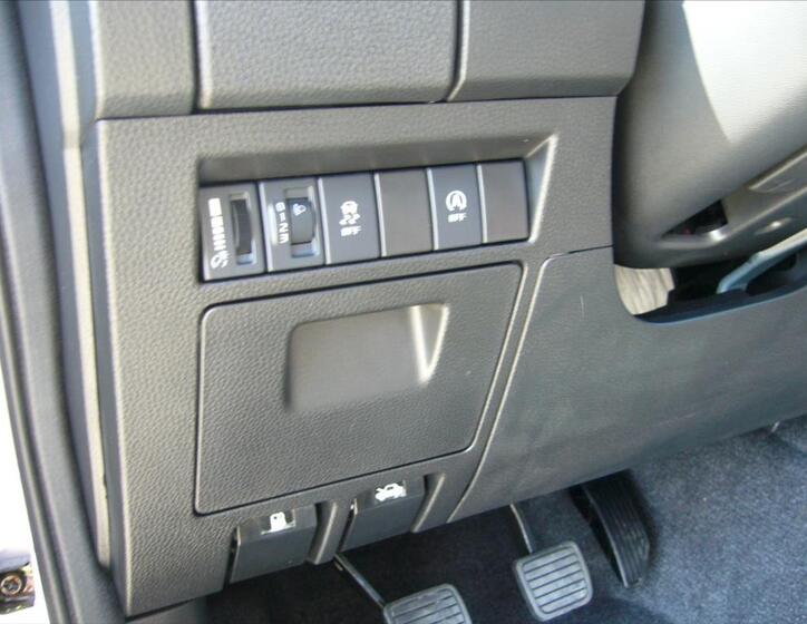 Isuzu D-Max 18