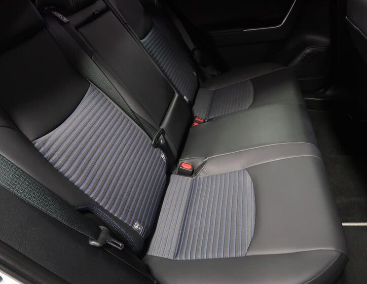 Toyota RAV4 14