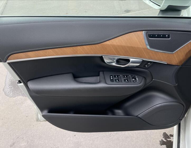 Volvo XC90 14