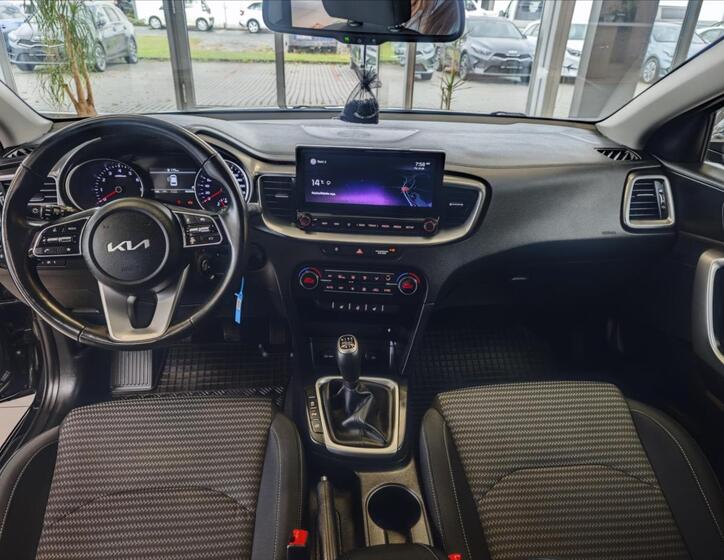 KIA Ceed 10