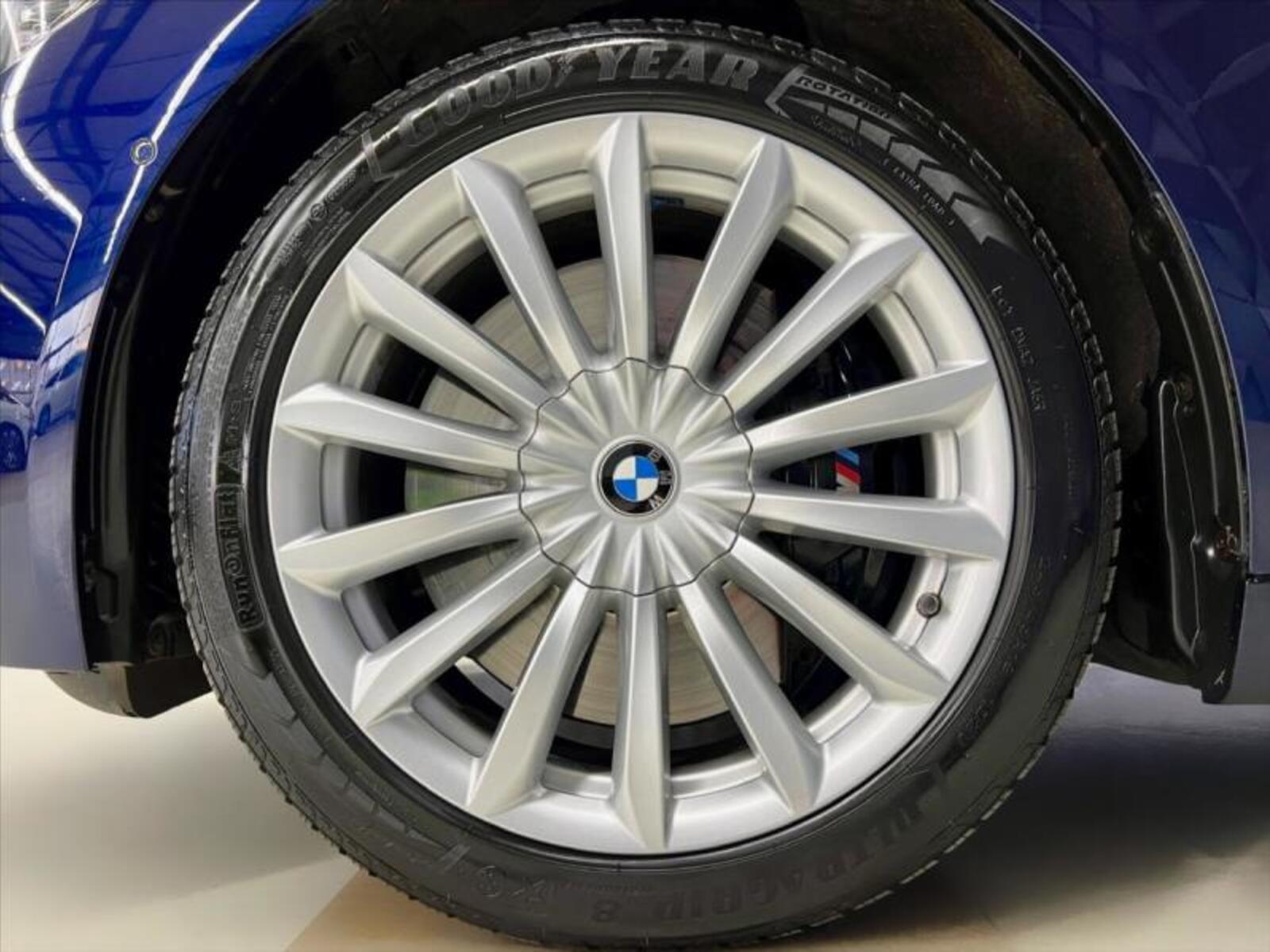 BMW Řada 7 9