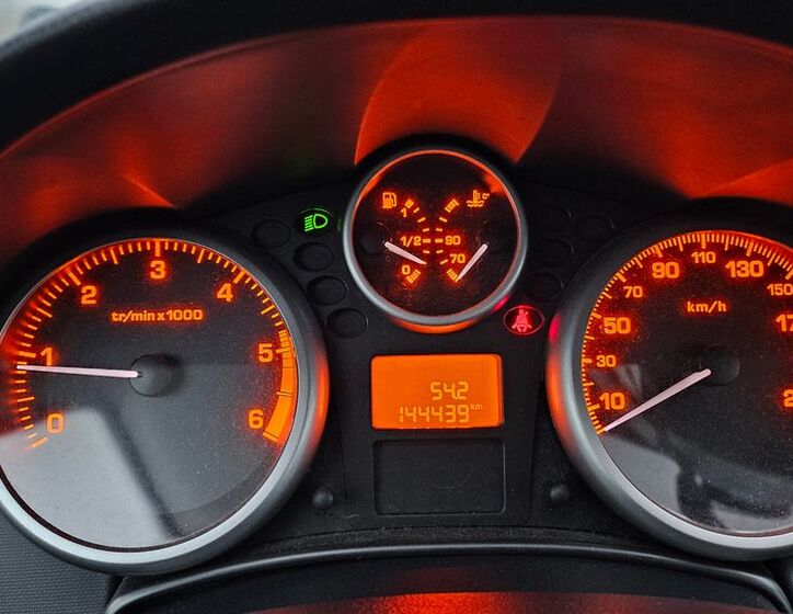 Peugeot 207 10