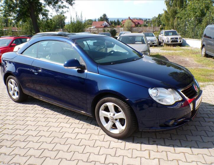 Volkswagen EOS 1