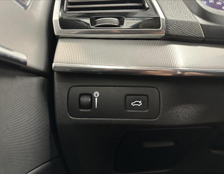 Volvo XC90 20