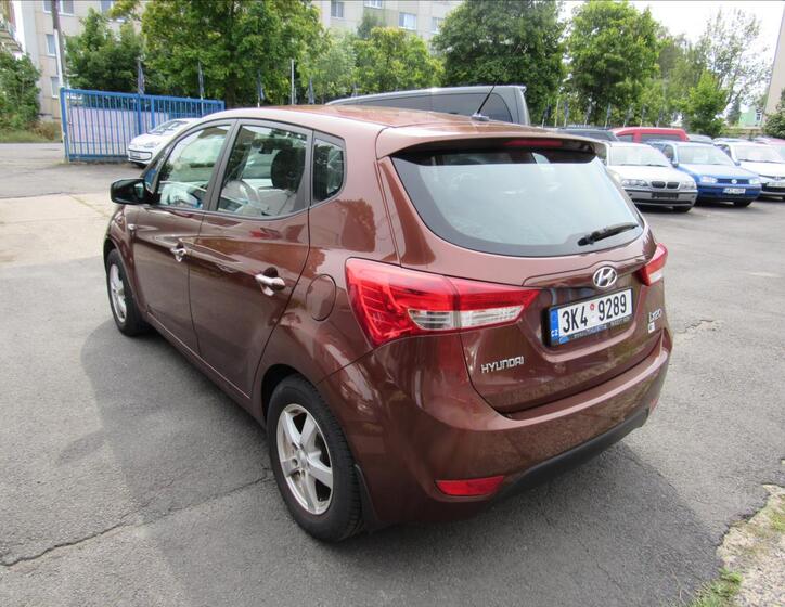 Hyundai ix20 4