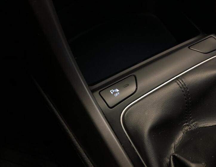 Hyundai i30 27