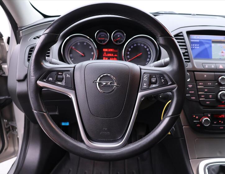 Opel Insignia 18