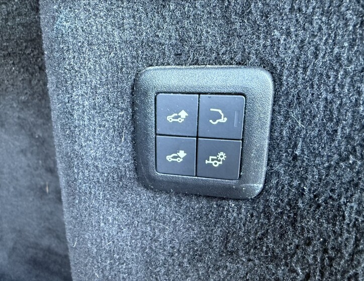 Land Rover Range Rover Sport 28