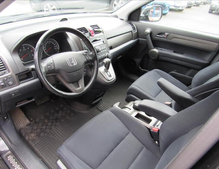 Honda CR-V 9