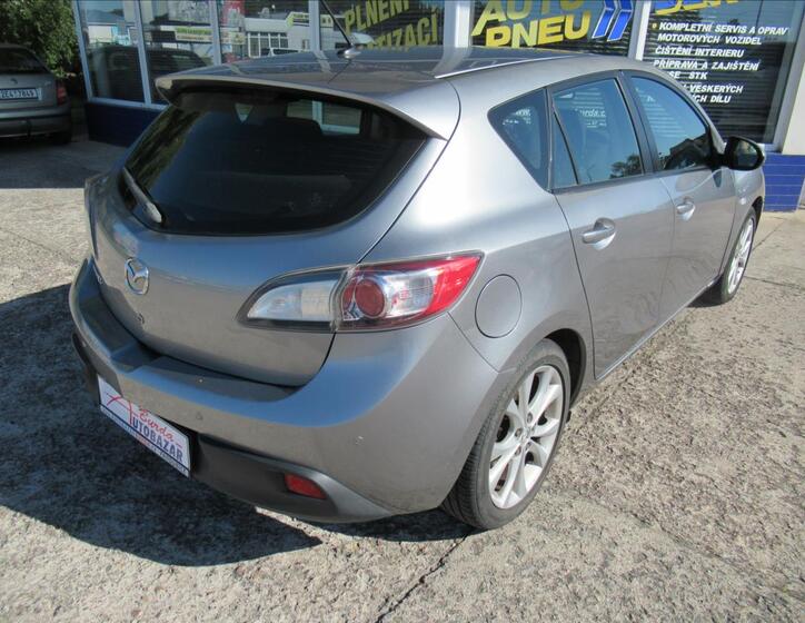 Mazda 3 5