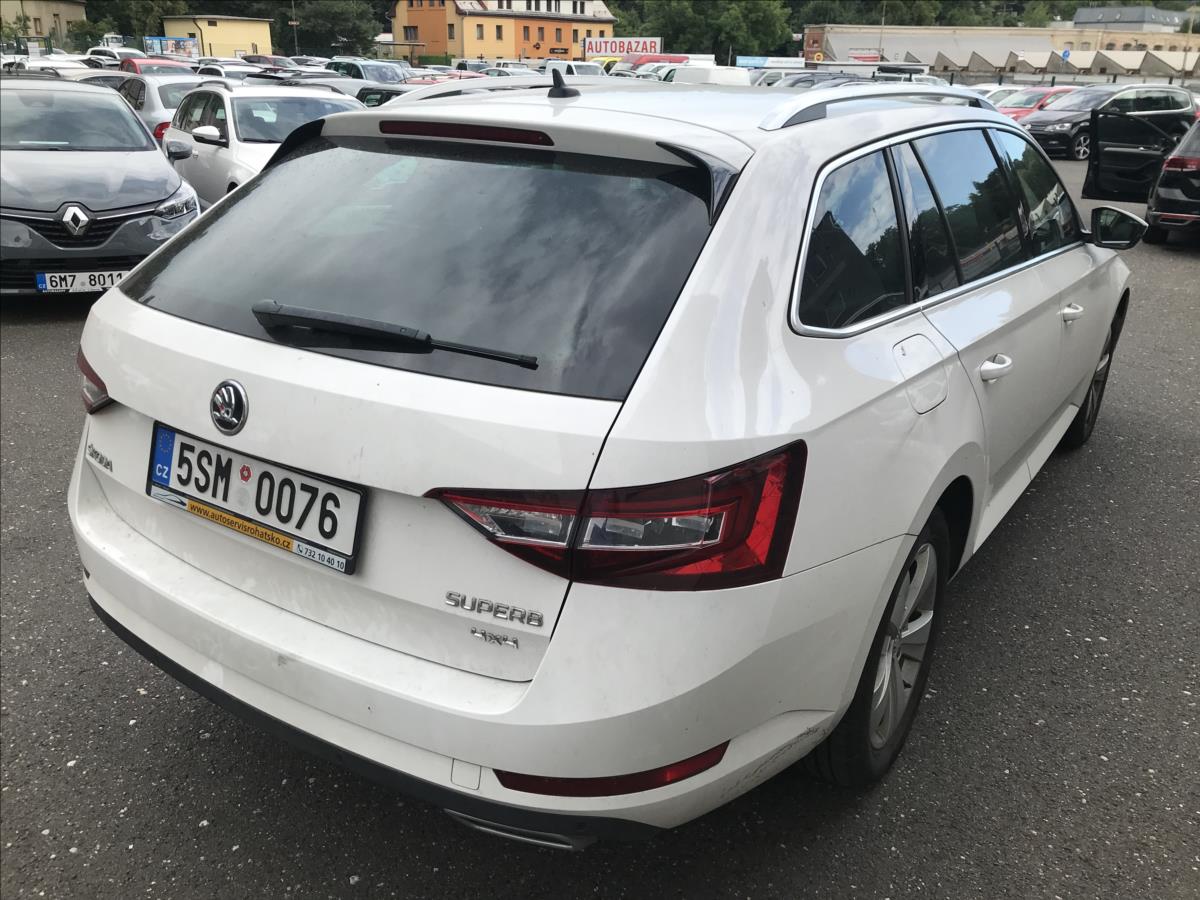Škoda Superb