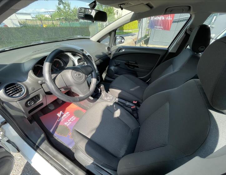 Opel Corsa 12