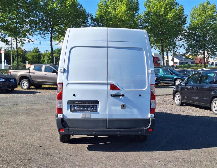 Renault Master 4