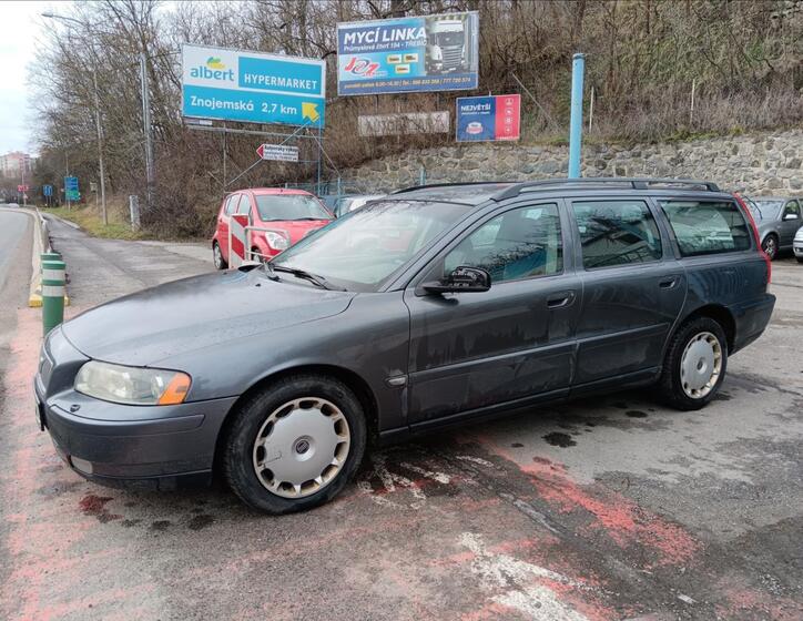 Volvo V70 5