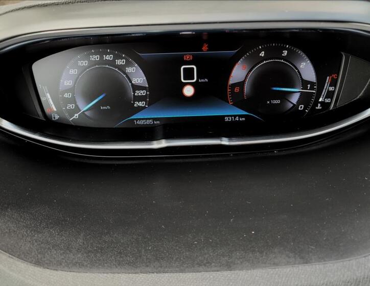 Peugeot 5008 25