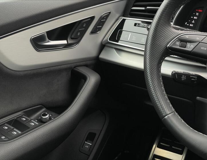 Audi Q7 14