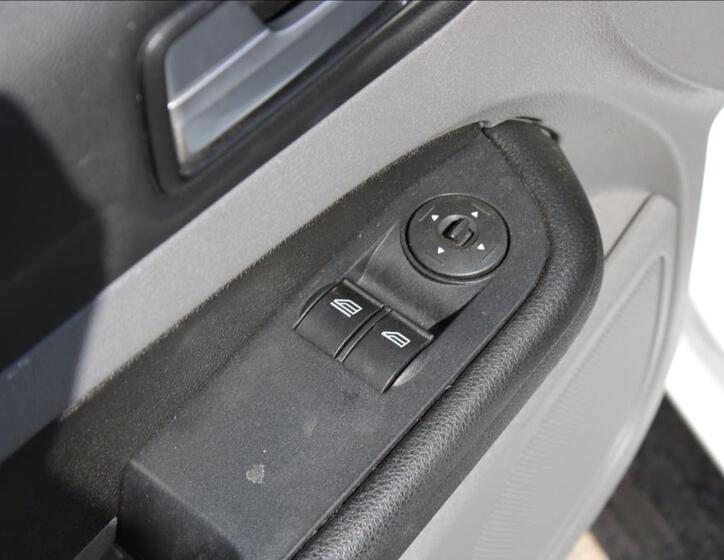 Ford Focus 14