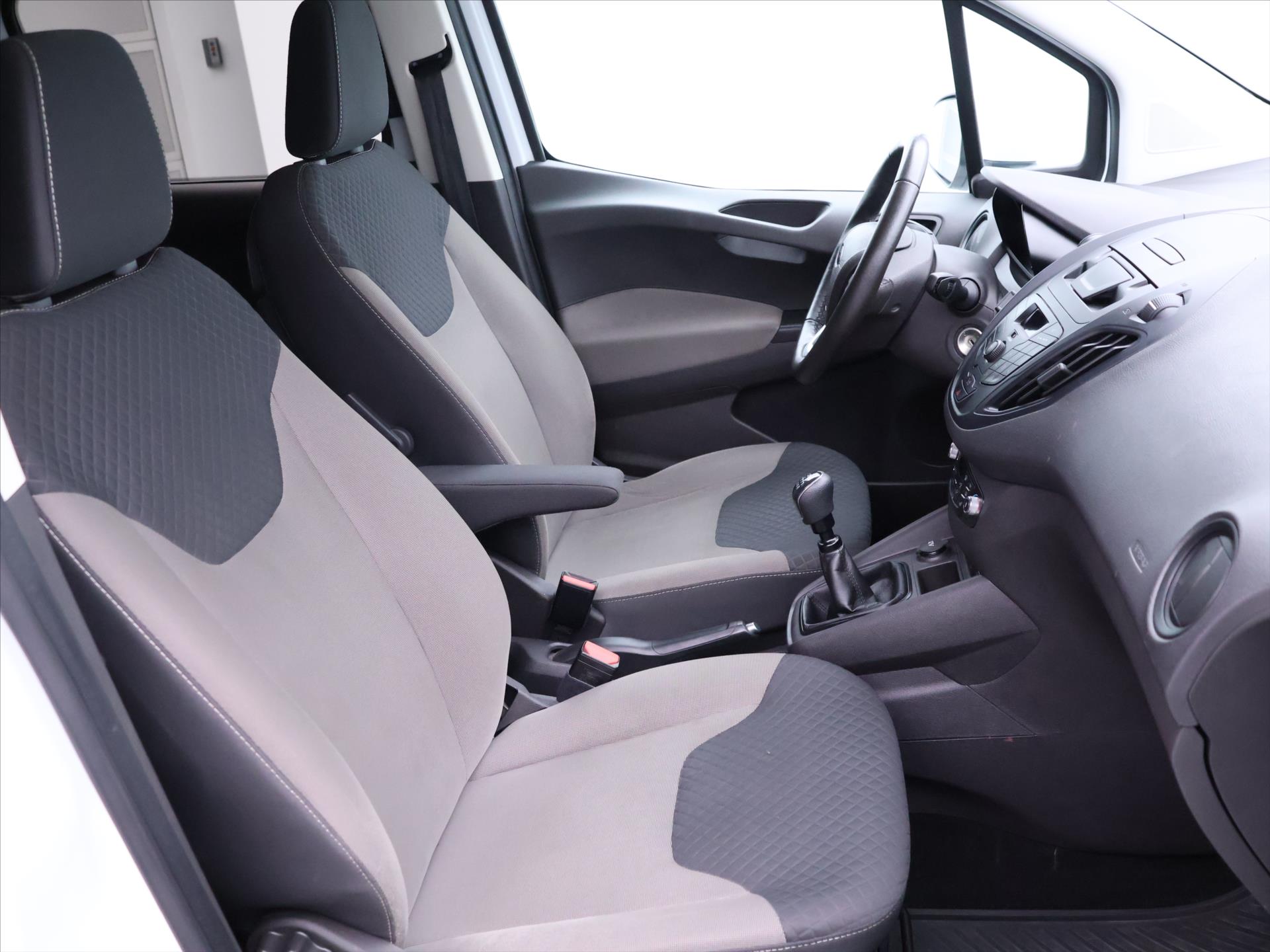 Ford Tourneo Courier