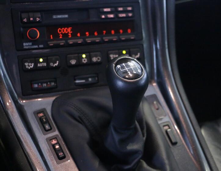 BMW Řada 8 24