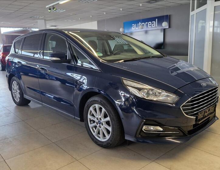 Ford S-MAX 1