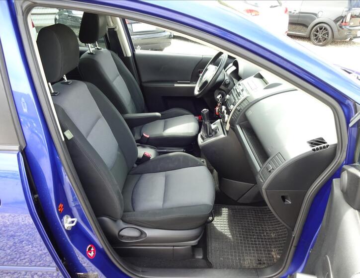 Mazda 5 27