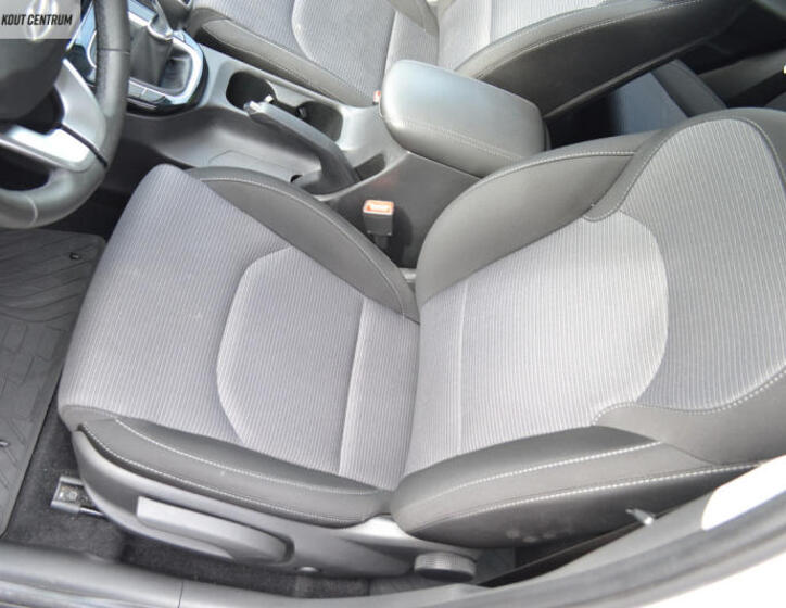 Hyundai i30 19