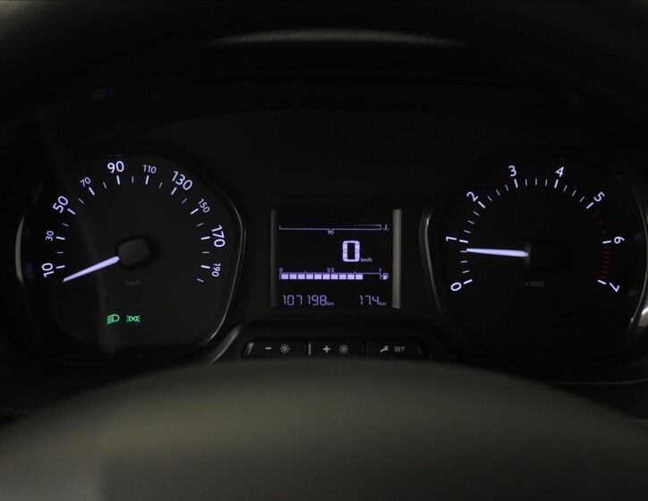 Peugeot Expert 22