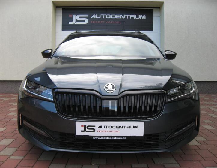 Škoda Superb 4