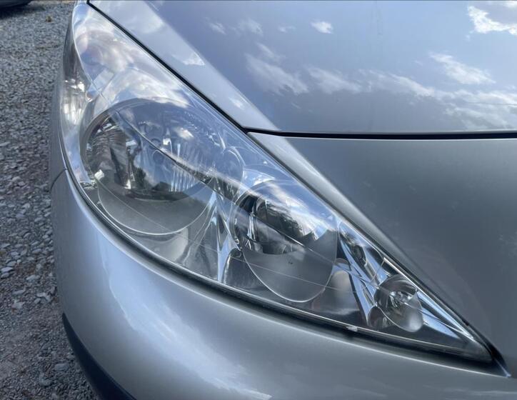 Peugeot 207 43