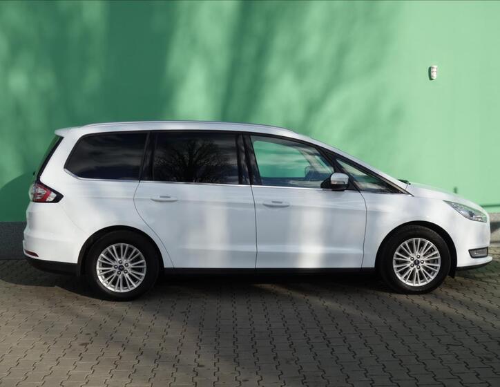 Ford Galaxy 6